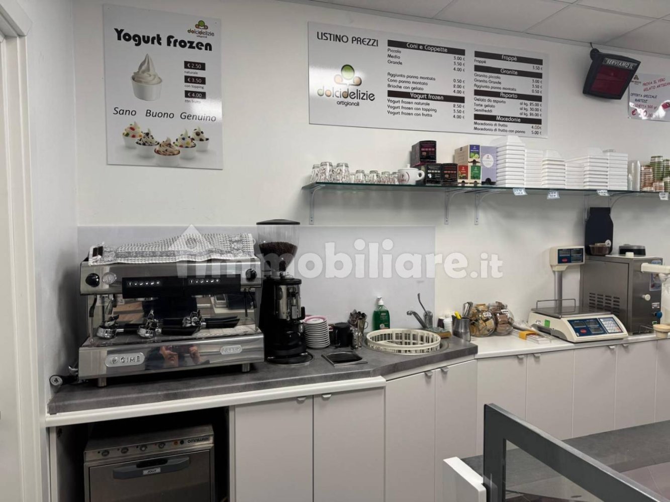 Imóvel comercial de 1 divisão em Bagnolo Cremasco, Italy N.º 338978