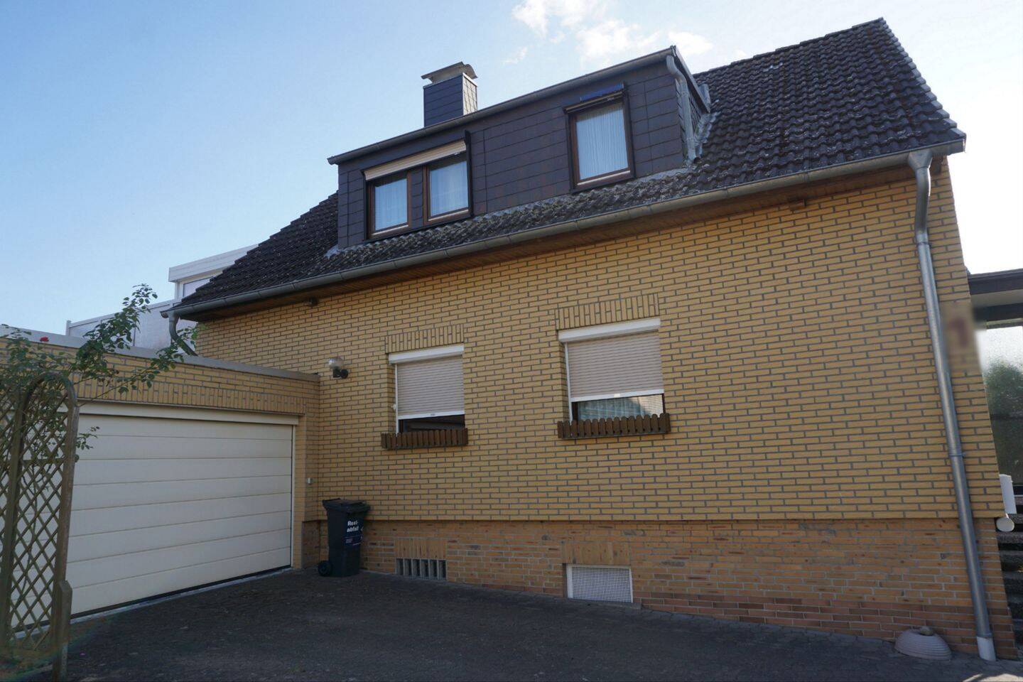 Moradia em banda de 6 divisões em Braunschweig, Germany N.º 326435