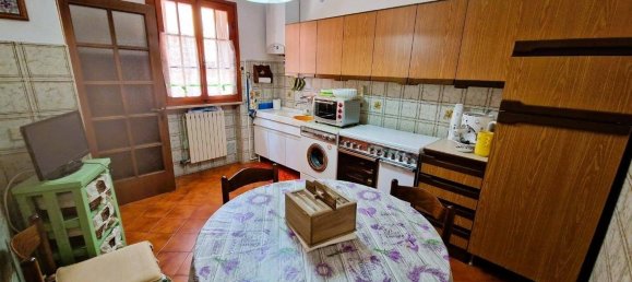 Casa de 2 dormitorios en Pontedera, Italy No. 302479 9