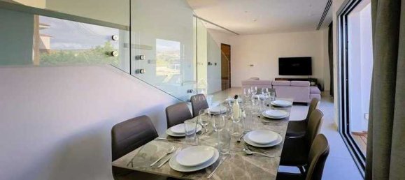 3 bedrooms Villa in Germasogeia, Cyprus No. 19175 9