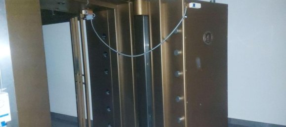 554m² Office in Castelletto sopra Ticino, Italy No. 376360 4