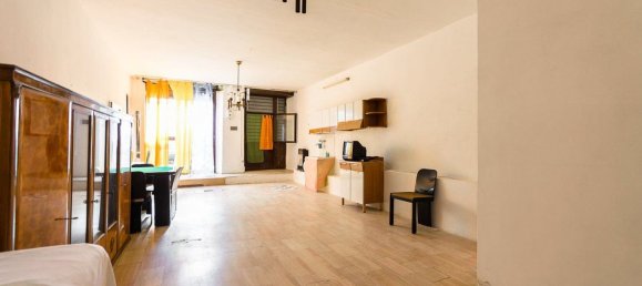 Gewerbliche Immobilie in Foggia, Italy 60m², Nr. 69293 3