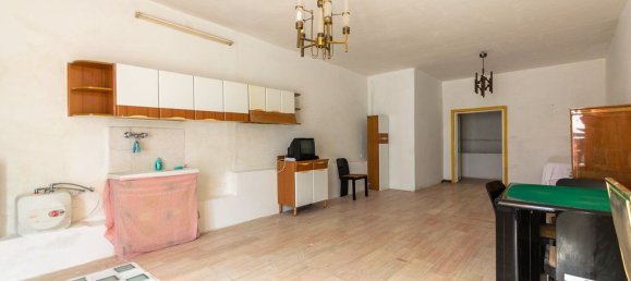 Gewerbliche Immobilie in Foggia, Italy 60m², Nr. 69293 2