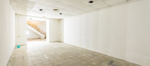 Gewerbliche Immobilie in Foggia, Italy 60m², Nr. 69293 5