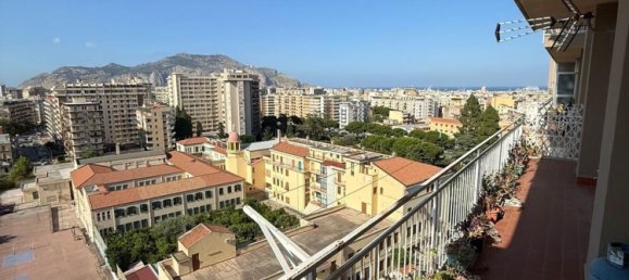 3 rooms Apartment in Palermo, Italy No. 301114 9