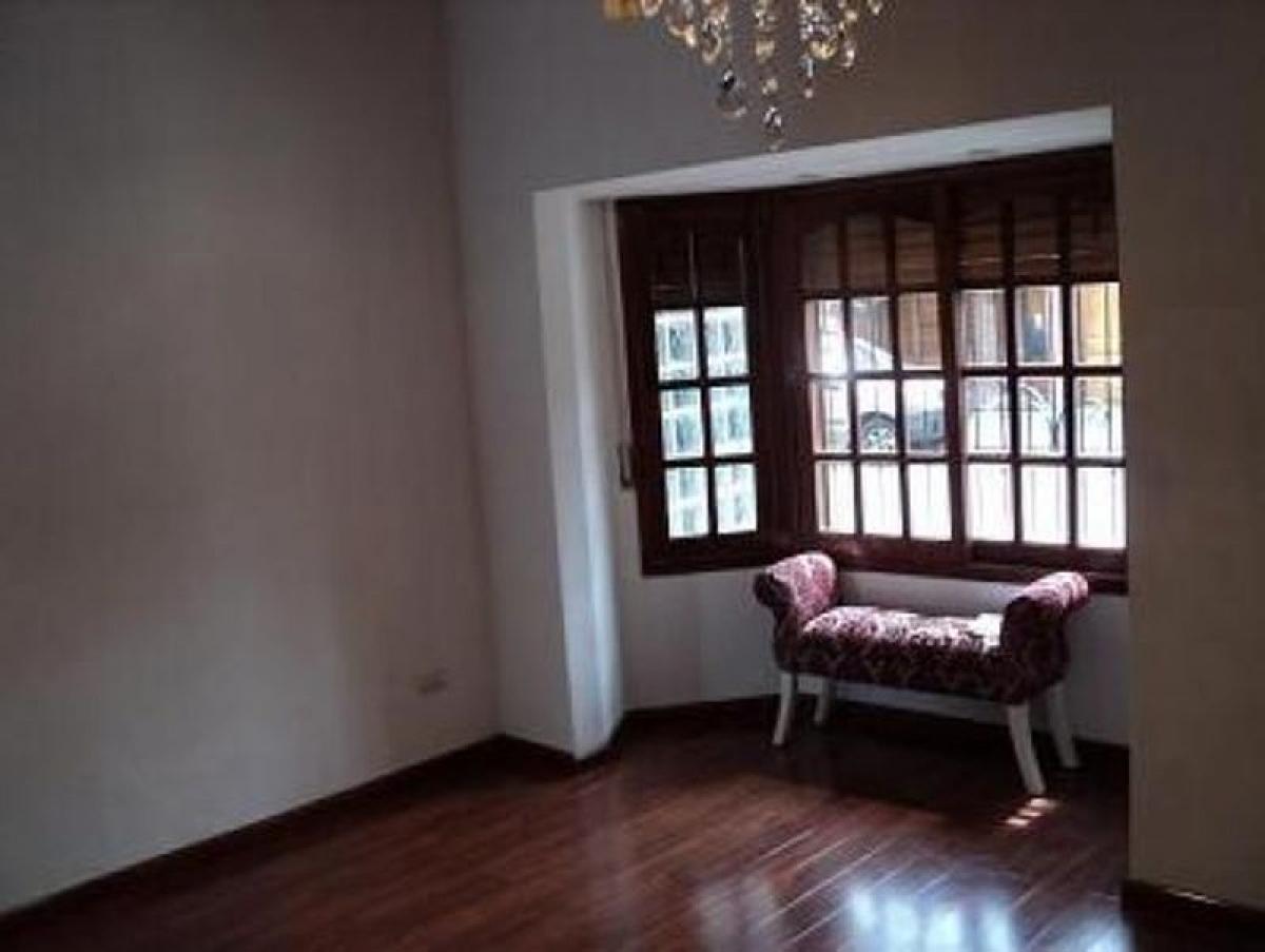 4 bedrooms House in Bermudez, Argentina No. 97246