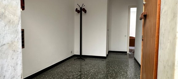 3 bedrooms Apartment in Genoa, Italy No. 358056 17