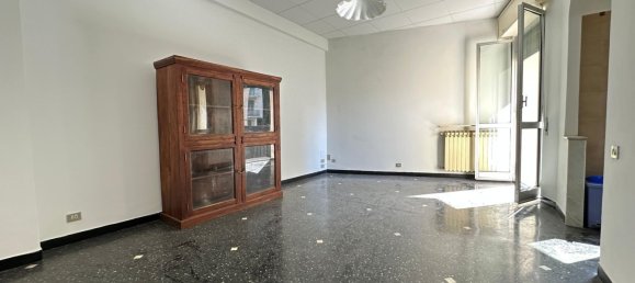 3 bedrooms Apartment in Genoa, Italy No. 358056 8