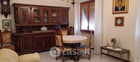 6-salle Appartement à Pistoia, Italy No. 232640 17