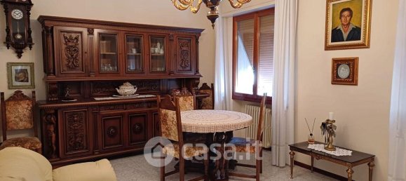 6-salle Appartement à Pistoia, Italy No. 232640 18