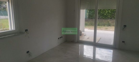 10غرفة منزل في Capannori, Italy رقم 35698 32