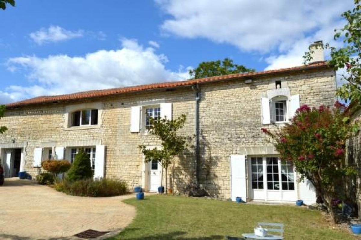 6 chambres Maison à Vars, France No. 21911