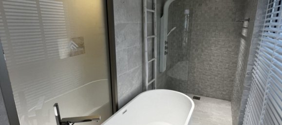 3 bedrooms Villa in Phuket, Thailand No. 5850 11