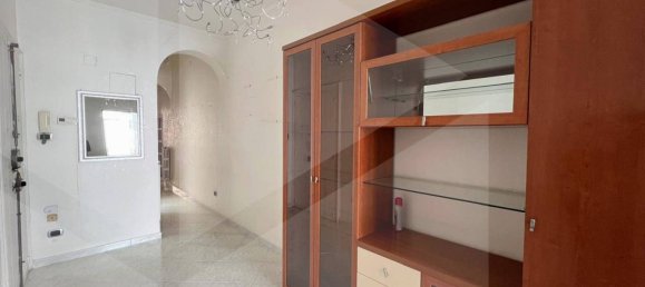 Apartamento de 2 divisões em Bari, Italy N.º 20091 5