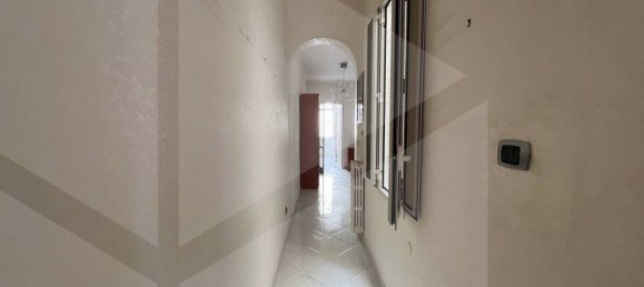 Apartamento de 2 divisões em Bari, Italy N.º 20091 19