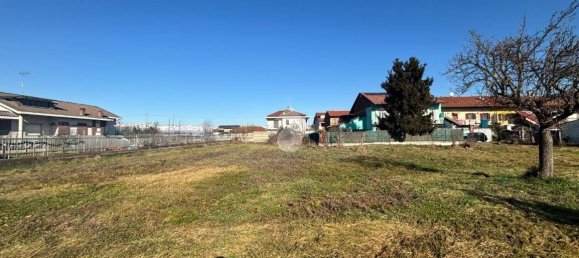 1819m² Land in Chivasso, Italy No. 92368 2
