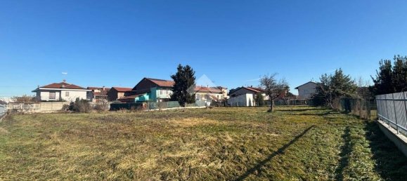 1819m² Land in Chivasso, Italy No. 92368 4