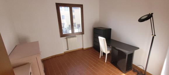 4 bedrooms House in Signa, Italy No. 323144 26