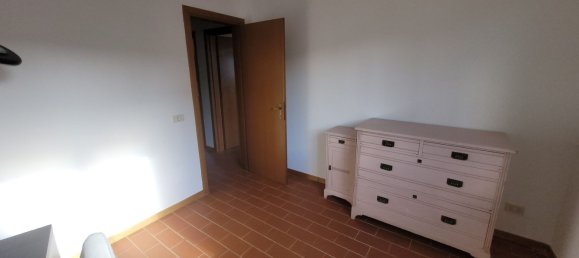 4 bedrooms House in Signa, Italy No. 323144 28