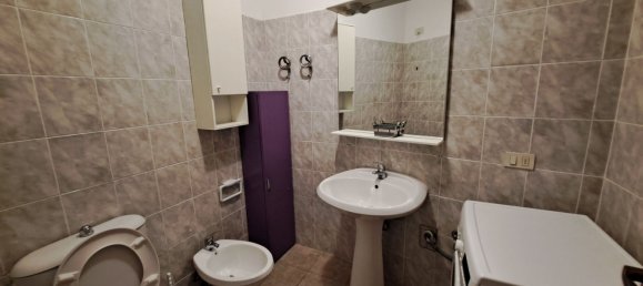 4 bedrooms House in Signa, Italy No. 323144 13