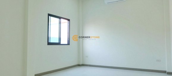 125m² House in Bang Lamung, Thailand No. 77742 14