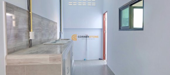 125m² House in Bang Lamung, Thailand No. 77742 4