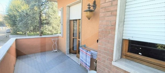 4 rooms House in Sassuolo, Italy No. 22677 14