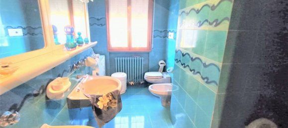 4 rooms House in Sassuolo, Italy No. 22677 11