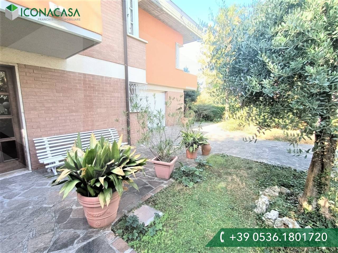 4 rooms House in Sassuolo, Italy No. 22677