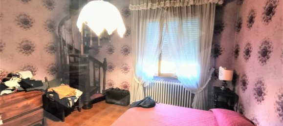 4 rooms House in Sassuolo, Italy No. 22677 15