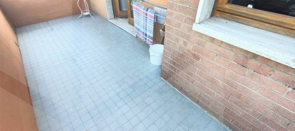 4 rooms House in Sassuolo, Italy No. 22677 12