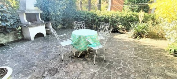 4 rooms House in Sassuolo, Italy No. 22677 25