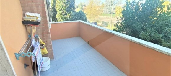 4 rooms House in Sassuolo, Italy No. 22677 27