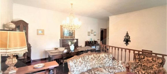 4 rooms House in Sassuolo, Italy No. 22677 19