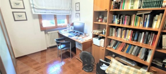 4 rooms House in Sassuolo, Italy No. 22677 4