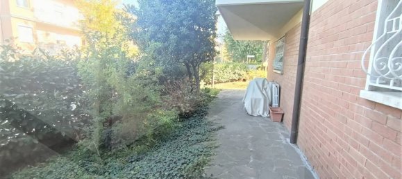 4 rooms House in Sassuolo, Italy No. 22677 24