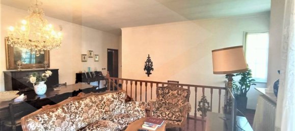 4 rooms House in Sassuolo, Italy No. 22677 17