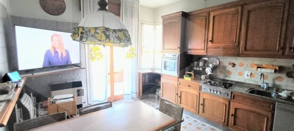 4 rooms House in Sassuolo, Italy No. 22677 6