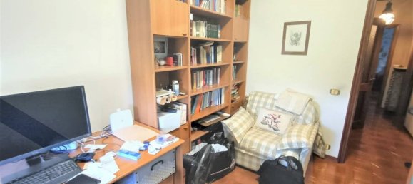 4 rooms House in Sassuolo, Italy No. 22677 8