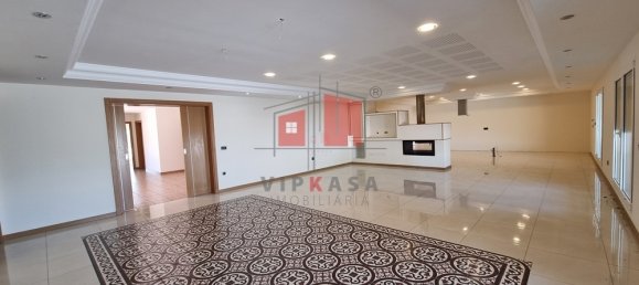 Casa de 6 dormitorios en Leiria, Portugal No. 152706 9