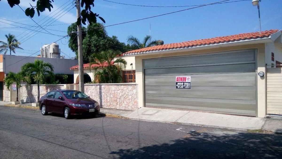 Casa de 3 dormitorios en Veracruz, Mexico No. 208916