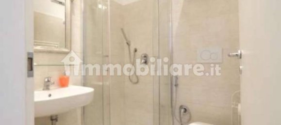 Коммерческая недвижимость с 5 комнатами в Рим, Италия № 335885 5