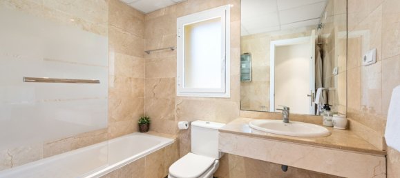 2 bedrooms Apartment in Estepona, Spain No. 149066 9