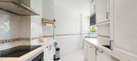 2 bedrooms Apartment in Estepona, Spain No. 149066 6