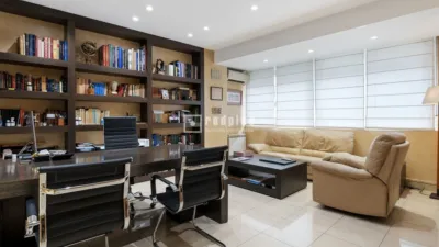 5 bedrooms Office in Madrid, Spain No. 239401
