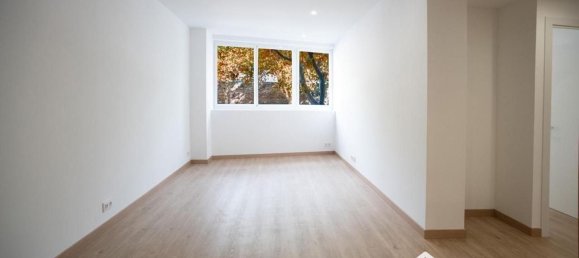 2 Schlafzimmer Wohnung in Sants-Montjuic, Spain, Nr. 141819 4