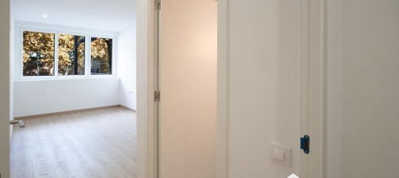 2 Schlafzimmer Wohnung in Sants-Montjuic, Spain, Nr. 141819 7