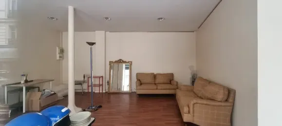 Büro in Paris, France 26m², Nr. 346154 2