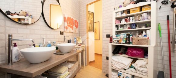 3 rooms Apartment in Genoa, Italy No. 271197 18