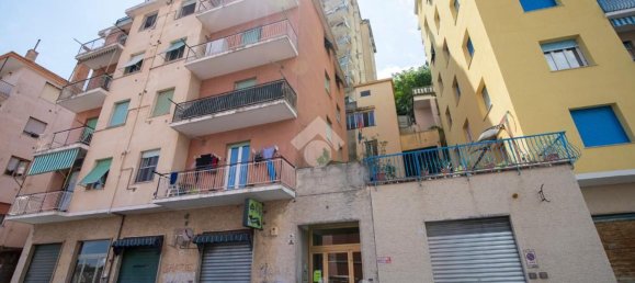 3 rooms Apartment in Genoa, Italy No. 271197 7